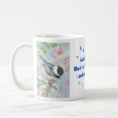 Tasse de Chickadee de Pôle Nord avec le texte (Gauche)