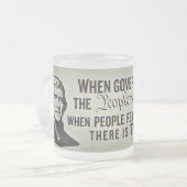 Tasse de citation de liberté de Jefferson (Devant gauche)