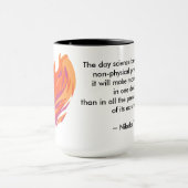 Tasse de citation de Tesla avec l'illustration (Centre)