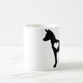 Tasse de coeur de Basenji (Centre)