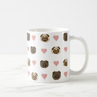 tasse de coeur de carlin