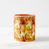 TASSE DE CONCEPTION FLORALE PAR MOJISOLA A (Centre)