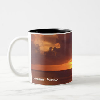 Tasse de coucher du soleil
