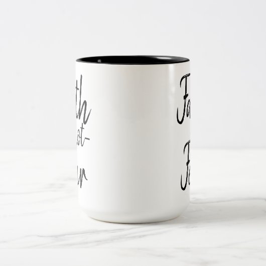 Tasse de crainte de foi pas (Centre)