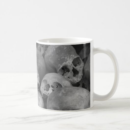 Tasse de crânes (Droite)