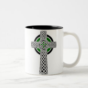 Tasse de croix celtique