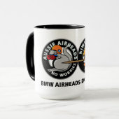 TASSE de Downunder d'habitués de la marijuana de (Devant gauche)