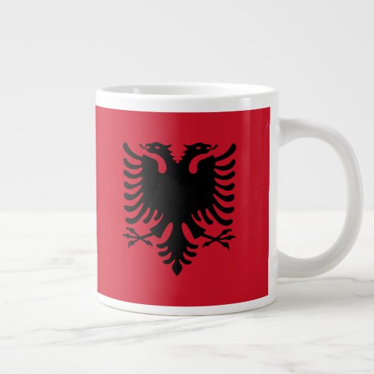 Tasse de drapeau de l'Albanie (Droite)
