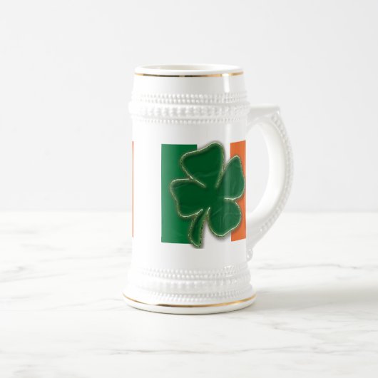 Tasse de drapeau de shamrock (Devant droit)