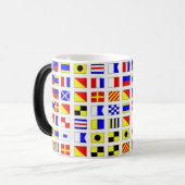 TASSE DE DRAPEAUX DE SIGNAL DE BATEAU DE (Devant gauche)