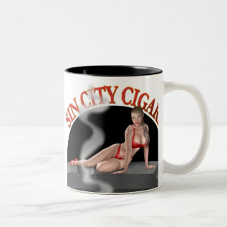 Tasse de "fille de bikini" de cigares de Sin City