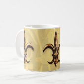Tasse de Fleur-De-lis de bronze et d'or (Devant gauche)