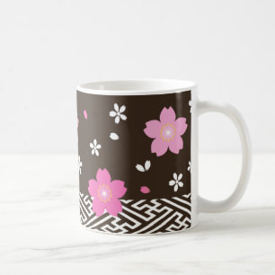 Tasse de fleurs de cerisier