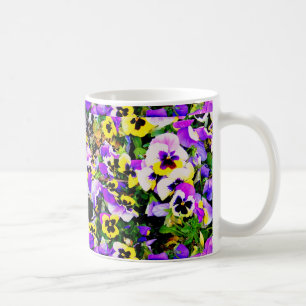 tasse de fleurs de pansy multicolore