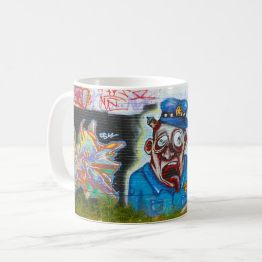 Tasse de Graffitti (Devant gauche)