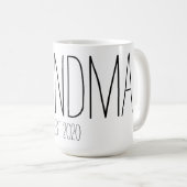 Tasse de grand-maman avec l'est (Devant droit)