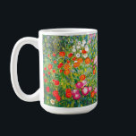Tasse de jardin d'agrément de Gustav Klimt<br><div class="desc">Tasse de jardin d'agrément de Gustav Klimt. Peinture à l'huile sur la toile à partir de 1907. Accompli pendant sa phase d'or, le jardin d'agrément est l'une des peintures de paysage les plus célèbres de Klimt. L'éclat de couleurs d'été en avant dans ce travail avec un beau mélange des fleurs...</div>