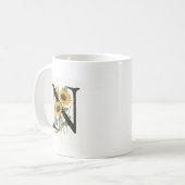 Tasse de la marguerite N de monogramme (Devant gauche)