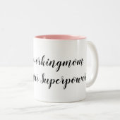 Tasse de la superpuissance de mère active (Devant droit)