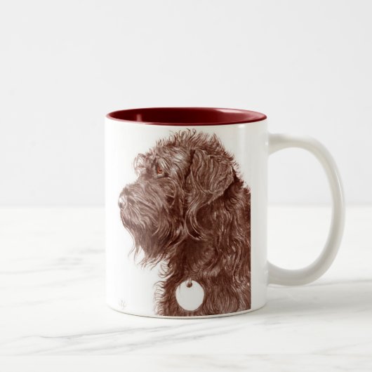 Tasse de Labradoodle de chocolat (Droit)