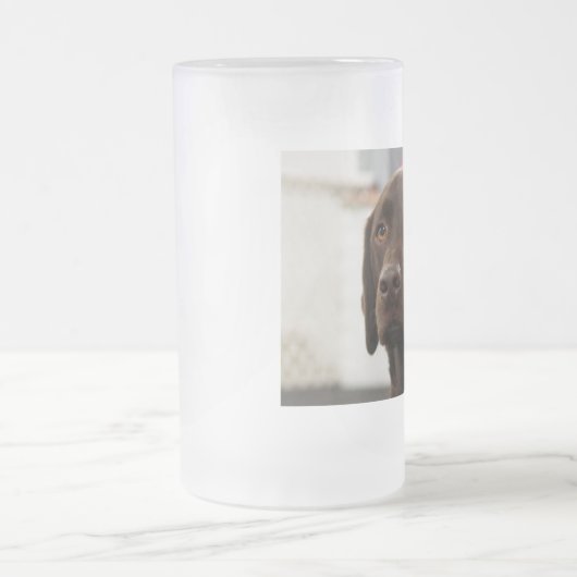 TASSE DE LABRADOR DE CHOCOLAT (Centre)