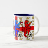 Tasse de l'Angleterre de trois de lions passionés (Devant droit)