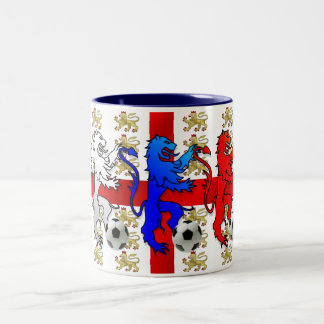 Tasse de l'Angleterre de trois de lions passionés