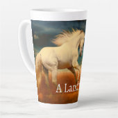 Tasse de Latte A Land Far Away (Angle gauche)