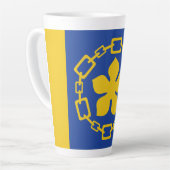 Tasse de latte avec le drapeau de Hamilton, Ontari (Angle gauche)