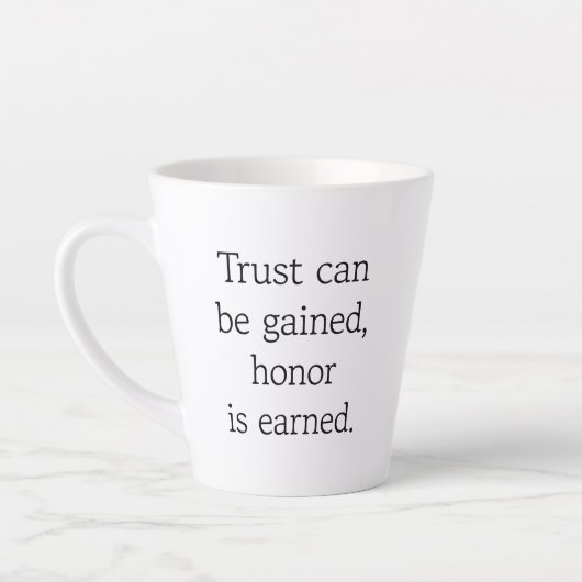 Tasse de latte Confiance & Honneur (Gauche)