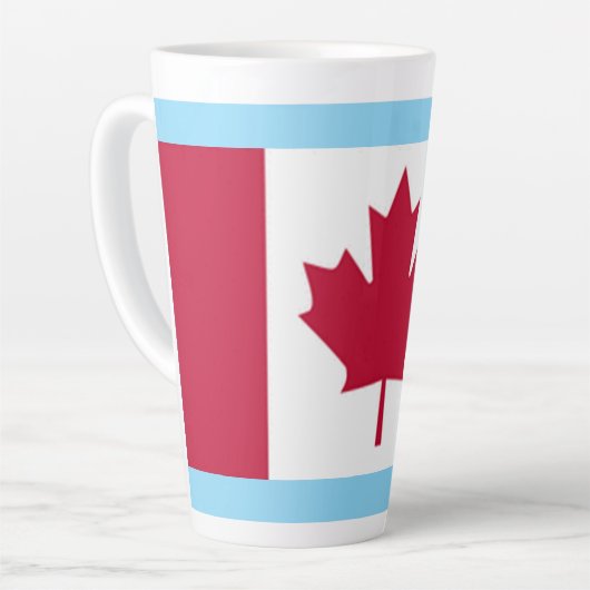 Tasse de latte du Canada (Angle gauche)
