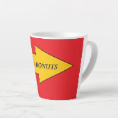 Tasse de latte 'Par ici pour les donuts' (Angle droit)