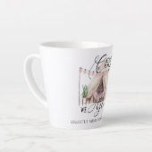Tasse de Latte pour Invitée de Fête de Fiançailles (Angle gauche)