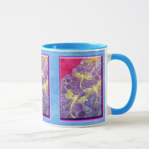 Tasse de libellule peinte par soie