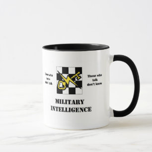 Tasse de l'intelligence militaire I