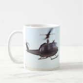Tasse de l'Iroquois UH-1 (Gauche)