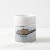 Tasse de l'Iroquois UH-1 (Centre)
