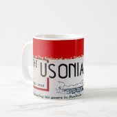 Tasse de logo d'anniversaire d'auberge d'Usonian (Devant gauche)