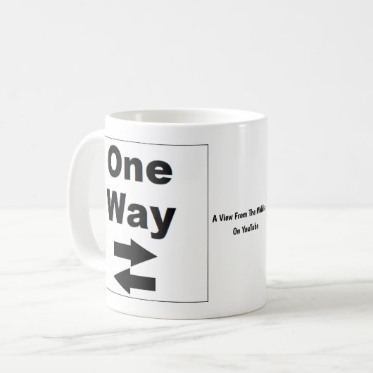 Tasse de logo d'AVFTM (Devant gauche)