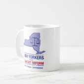 Tasse de logo de NYLR (Devant gauche)
