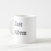 Tasse de logo et de textes d'EK (Devant gauche)