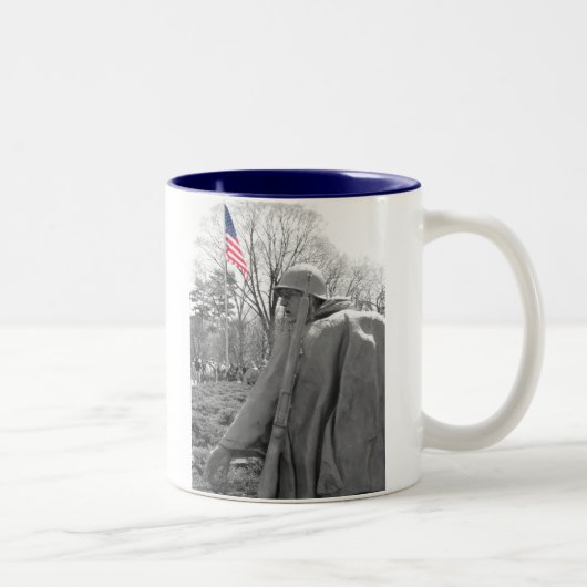 Tasse de mémorial de Guerre de Corée (Droit)
