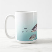 Tasse de mer de poissons de bar d'Amérique de (Gauche)