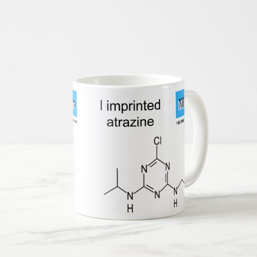 tasse de modèle d'atrazine (Devant droit)