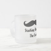Tasse de moustache ! (Devant gauche)
