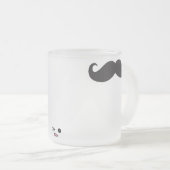 Tasse de moustache (Devant droit)