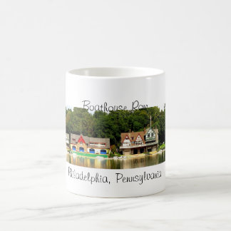 Tasse de panorama de rangée de Boathouse