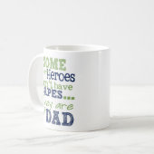 Tasse de papa de superhéros (Devant gauche)