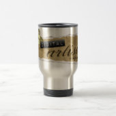 Tasse de papier de voyage déchirée par (Centre)