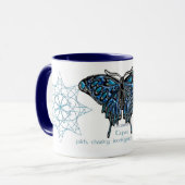 Tasse de papillon de pierre porte-bonheur de (Devant gauche)